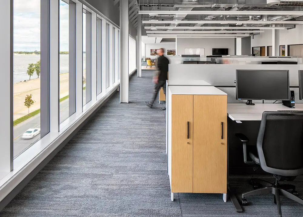 怎樣對(duì)辦公室裝修進(jìn)行個(gè)性化風(fēng)格設(shè)計(jì)，才能展現(xiàn)企業(yè)個(gè)性與品牌價(jià)值？